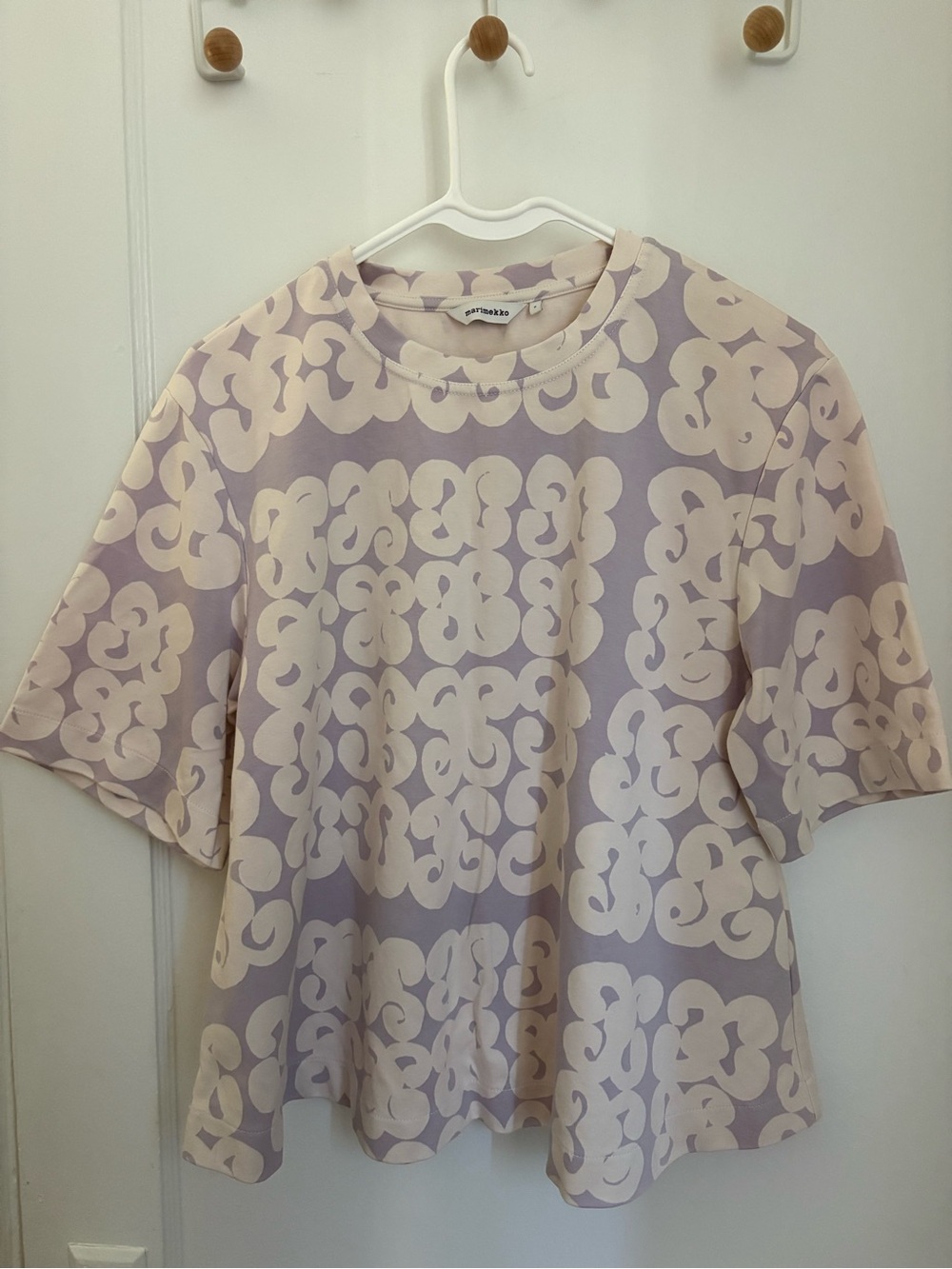 Marimekko Lavender and Cream Abstract Short Sleeve Tee, size S